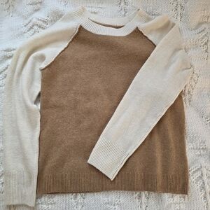 Sonoma Women's Cream and Brown Sweater